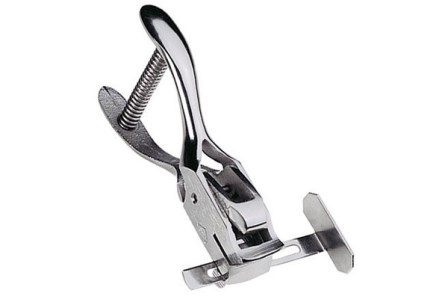 Hand-Held Slot Punch w/Adjustable Guide - 3943-1010